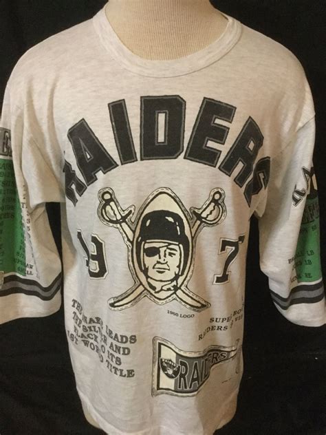 Vintage 1990's Oakland Raiders Commerative Shirt 1976 Jersey T-Shirt by ...