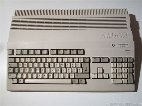 Donation of the sunday (Commodore 1085S and Amiga 500) | nIGHTFALL Blog ...