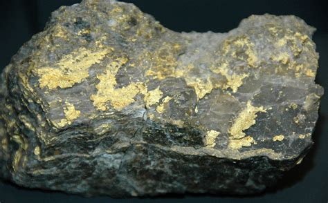 'Bonanza' gold veins in rocks finally explained | STATNANO