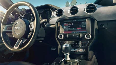 2015 ford mustang interior pictures