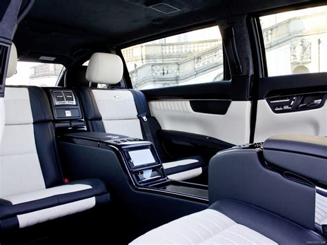 Mercedes-Benz S600 Pullman Guard - Interior | Caricos