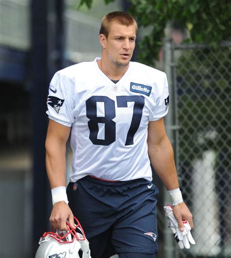 Rob Gronkowski Leaning Towards Returning?