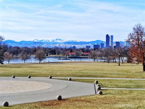 Took this behind Denver Museum of Nature and Science. : r/Denver