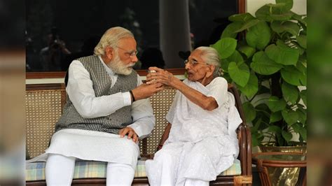 Indian PM Narendra Modi's mother dies at 100 death