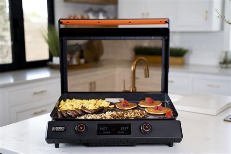 Buy 22 Electric Griddle Nonstick with Lid, 8001 E-Series Tabletop Large Griddle with 2 ...