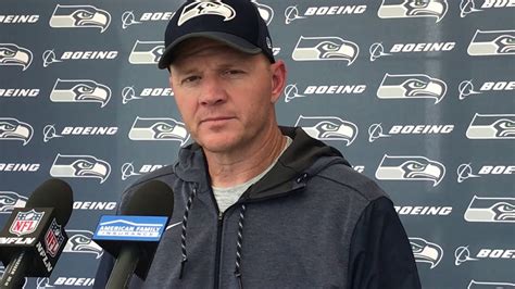 Darrell Bevell on Seahawks not being able to count on C.J. Prosise staying healthy - YouTube