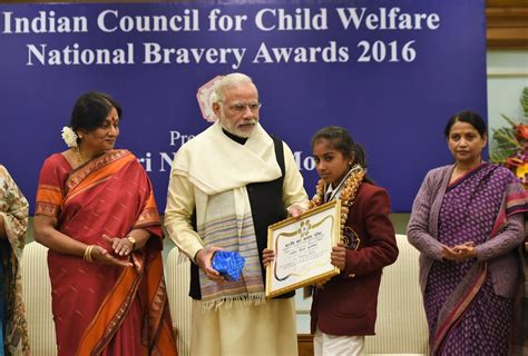 PM Modi presents Bravery Awards to 25 children - APN News