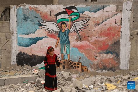 Feature: Art exhibition held in Gaza to reflect children's woes in Gaza-Israeli tensions-Xinhua