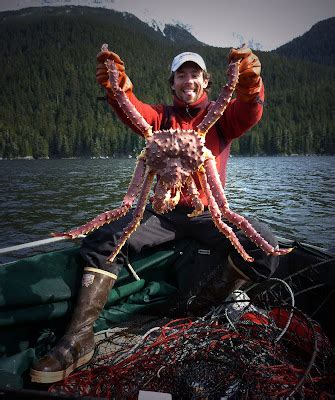 10 Cast Net: Alaskan King Crab Fishing Season