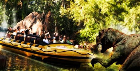 Experience Jurassic Park – The Ride at Universal Studios Hollywood ...