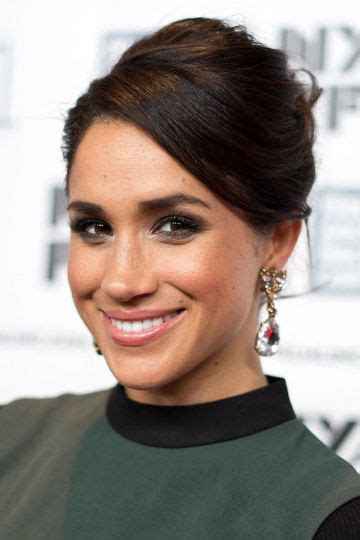 Meghan Markle Hair Timeline - 17 Best Meghan Markle Hairstyles | Marie ...