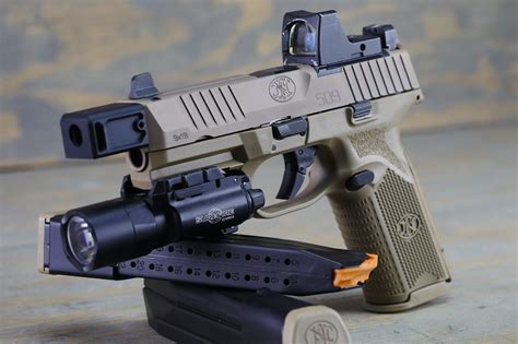 First Look: FN 509 Tactical Red Dot Ready Pistol | RECOIL