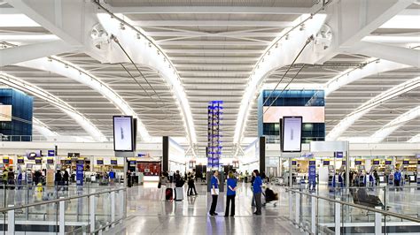 Which London Airport Should You Fly Into? | Tortuga Backpacks Blog