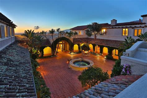 8_2132 Mission Ridge - Courtyard from Above w view ... #Spanishstylehomes | Hacienda style homes ...