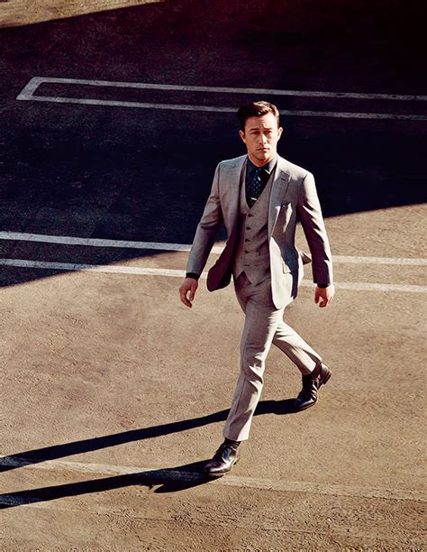 Joseph Gordon-Levitt, Robin in day-off Suit | SOLETOPIA