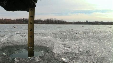 More than 100 fishermen rescued from chunk of ice in Minnesota | US News | Sky News