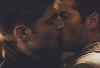 Supernatural Castiel And Dean Kiss