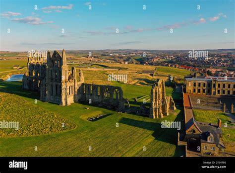 Whitby Abbey Ruins Stock Photo - Alamy