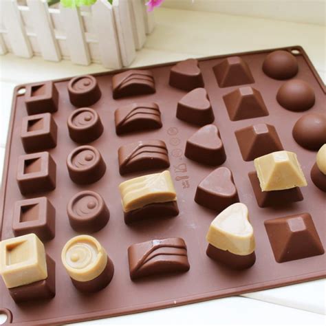 30 Cavity Chocolate Mold | Space Peak