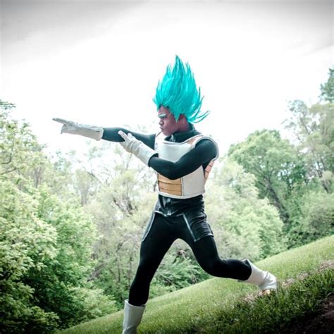 Vegeta Cosplay (ssgss) by Jihatsuu on DeviantArt