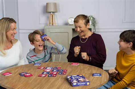 Easy Card Games to Play With Your Family, Even Little Kids ...