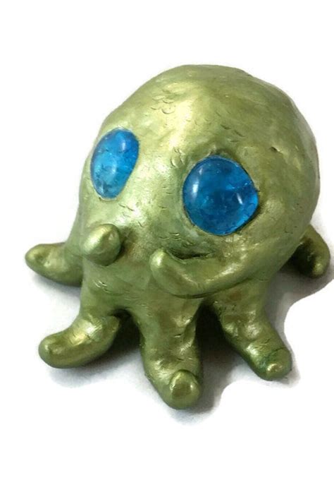 Items similar to Alien, Sculpture, alien figurine, Alien figure, Polymer Clay Alien, clay alien ...