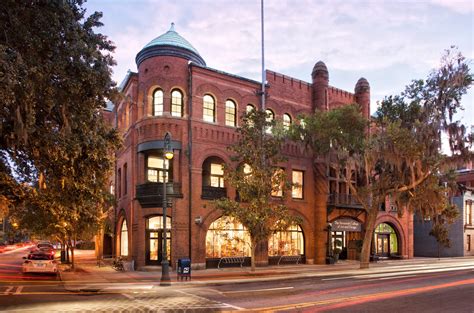 Savannah College of Art and Design | SCAD Admission Requirements | CollegeVine