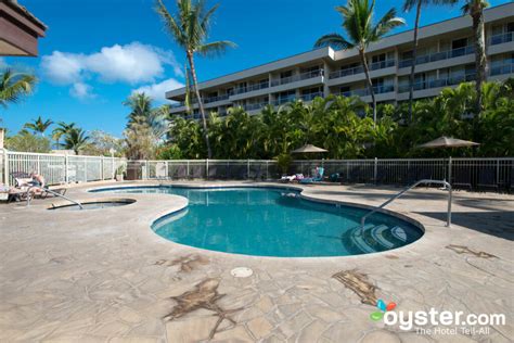 Aston at the Maui Banyan Review: What To REALLY Expect If You Stay