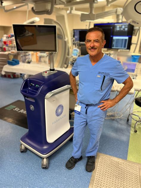 Blake Doctor performs first non-thermal ablation procedure in Manatee County - The Bradenton Times