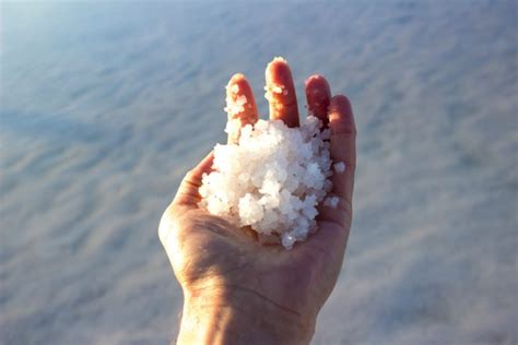 7 Incredible Benefits Of Dead Sea Salt