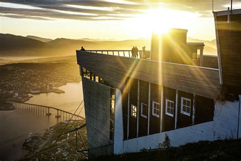 How to see the Midnight Sun in Tromsø - Visit Northern Norway