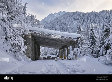 Tunnel on the Transfagarasan highway in Romanian mountains Stock Photo - Alamy