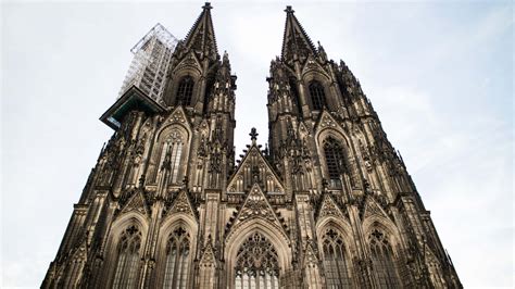 [100+] Cologne Cathedral Wallpapers | Wallpapers.com