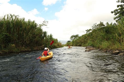 Kayak Arenal Lake - FlowTrips