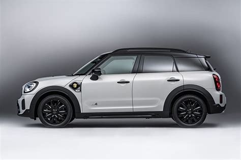 All MINI Countryman Models by Year (2010-Present) - Specs, Pictures ...