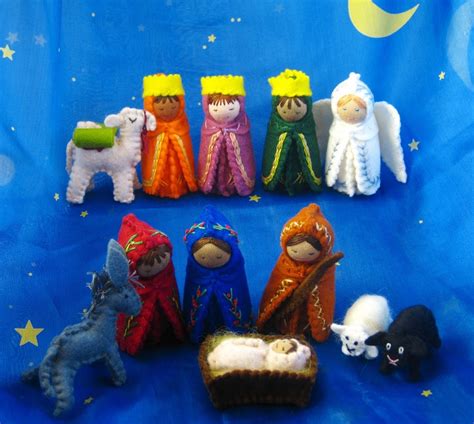 Saints and Spinners: Waldorf-inspired Nativity Set