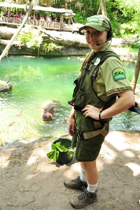 Celebrating National Zoo Keeper Appreciation Week at Disney’s Animal Kingdom | Disney Parks Blog