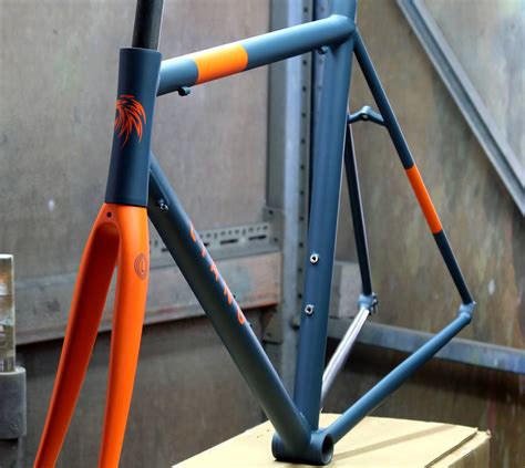 Custom Bike Frame Painting - Arsma