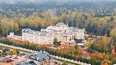 Inside Vladimir Putin's hidden fortune with presidential palace and ...