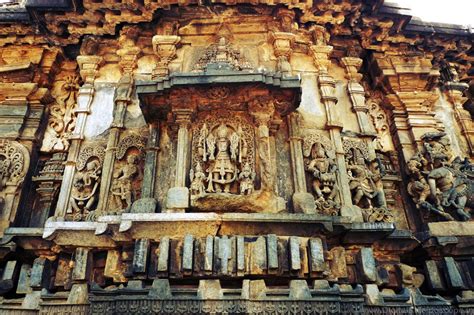 STONE TEMPLES OF BELUR AND HALEBEEDU ~ DigitalKaleidoscope Chennakesava Temple, Belur Hoysala ...