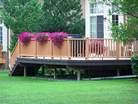 Ideas for Patios & Decks Using an Automatic Plant Watering System ...