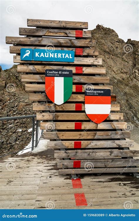 Austria - Italy Border at Karlesjoch Glacier Pass, Kaunertal, Tyrol ...