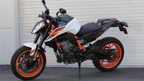 10 Things You Didn't Know About The KTM 890 Duke R