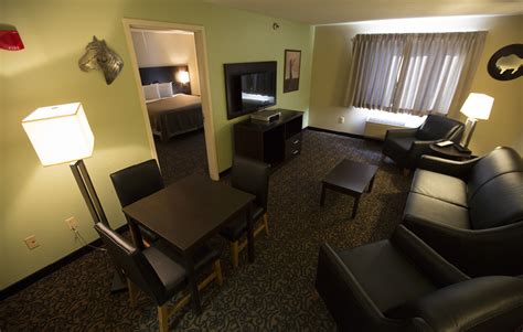 Hotel Lodge in New Town, ND | 4 Bears Casino & Lodge