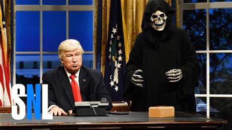 Alec Baldwin's Trump is back on 'SNL': 'Prepare to go to war' | Mashable