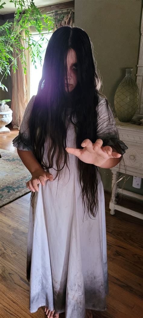 The Ring Samara Morgan Cosplay | Halloween outfits, Horror costume, Scary halloween costumes