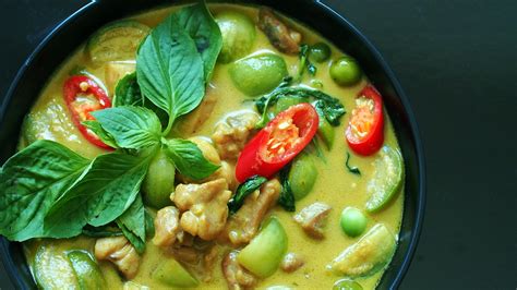 How To Make Thai Green Curry Like A MICHELIN Starred Restaurant