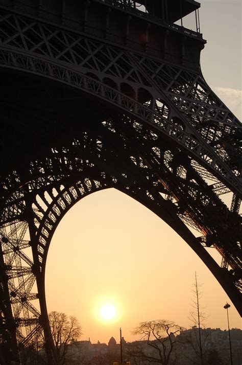 Sunset by the Eiffel Tower 2 Free Photo Download | FreeImages