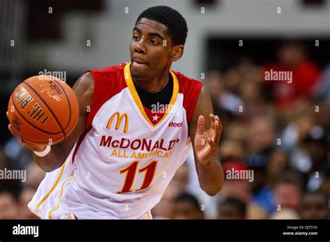 Kyrie irving hi-res stock photography and images - Alamy