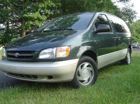 2000 Toyota Sienna XLE for Sale in Leesburg, Virginia Classified ...